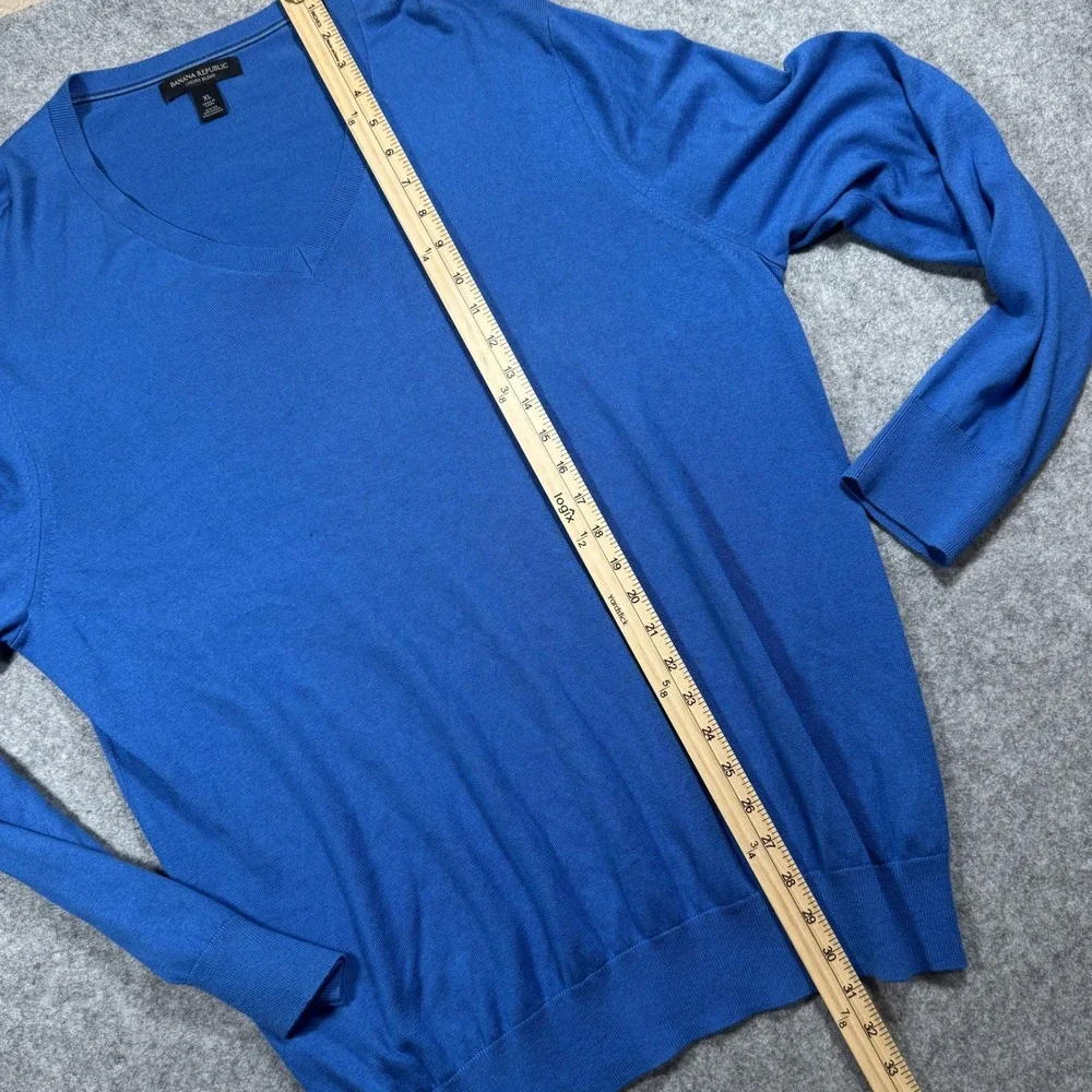 Banana Republic Luxury Blend V-Neck Sweater XL Blue Silk Cotton Cashmere